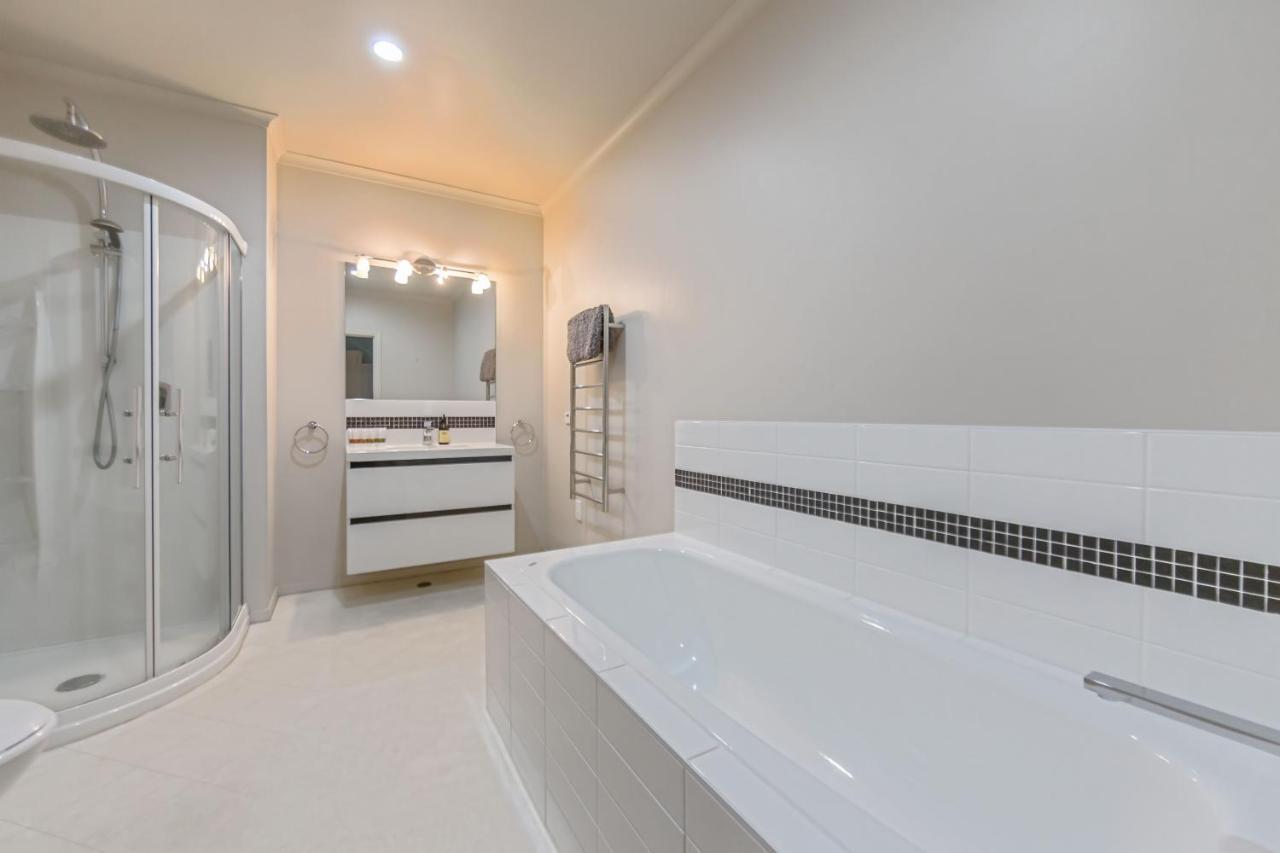 3 Bedroom Penthouse With Fabulous Views Auckland Eksteriør bilde